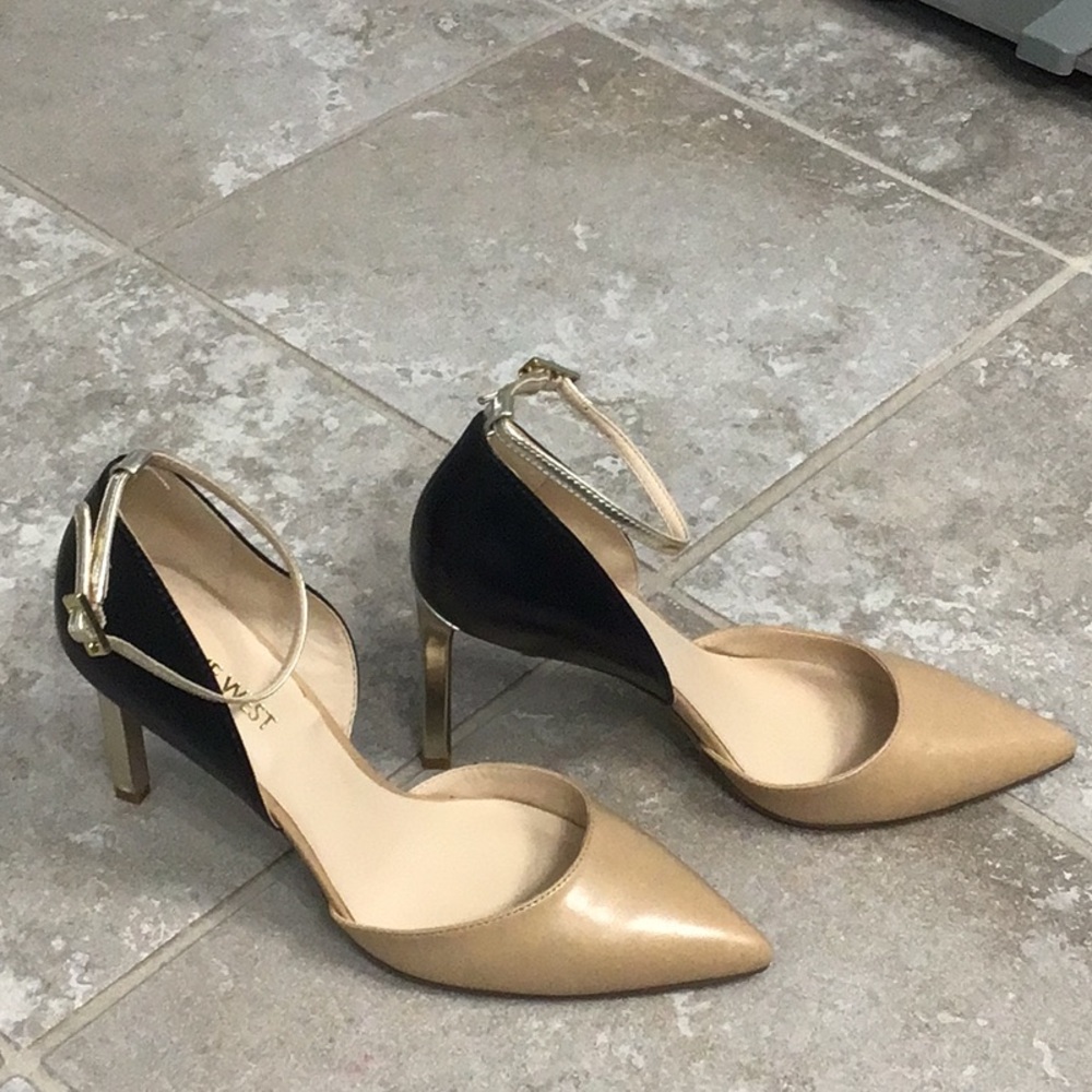 Ladies high heeled shoes